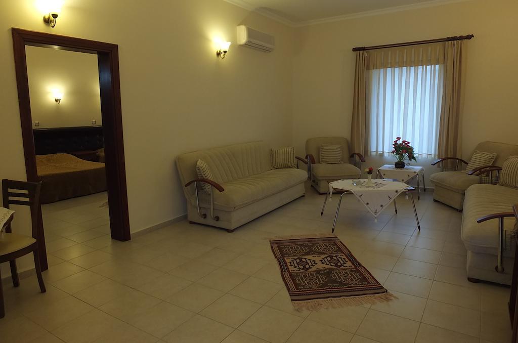 Bacahan Hotel Altinoluk Room photo
